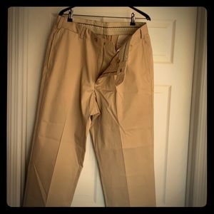 Bill’s Khaki. Size 38x30